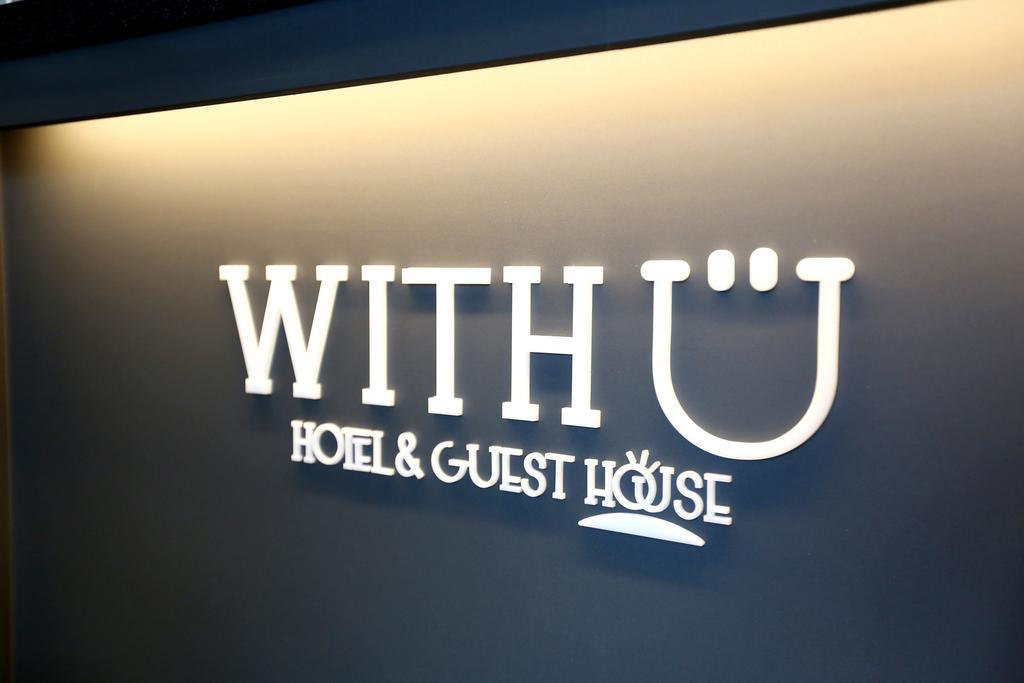 With U Hotel & Guesthouse Сокчхо Екстер'єр фото
